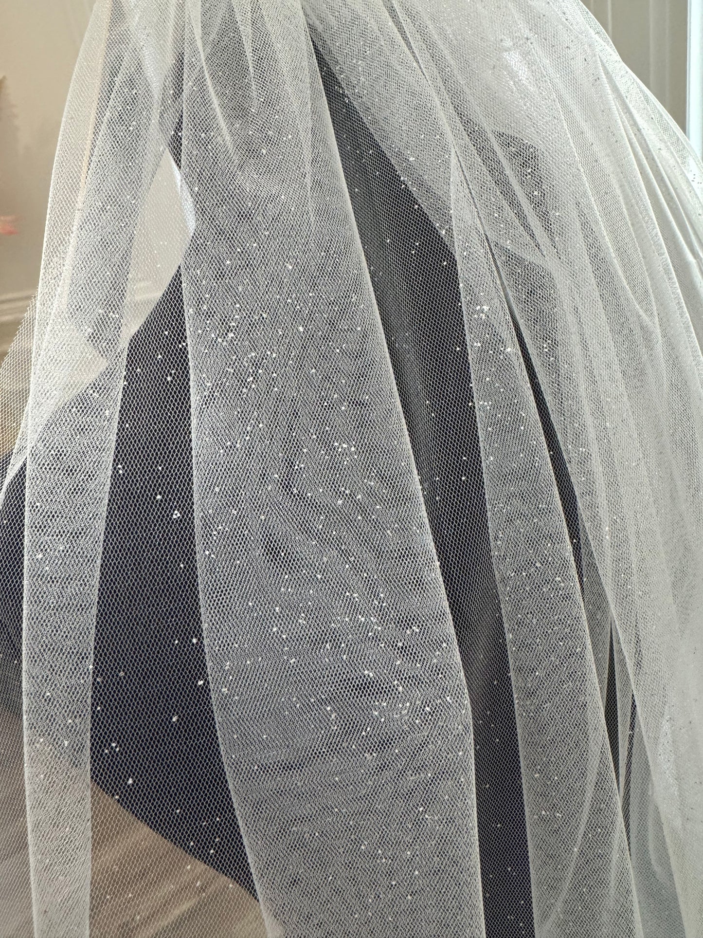 Chapel, Single Layer Glitter Veil