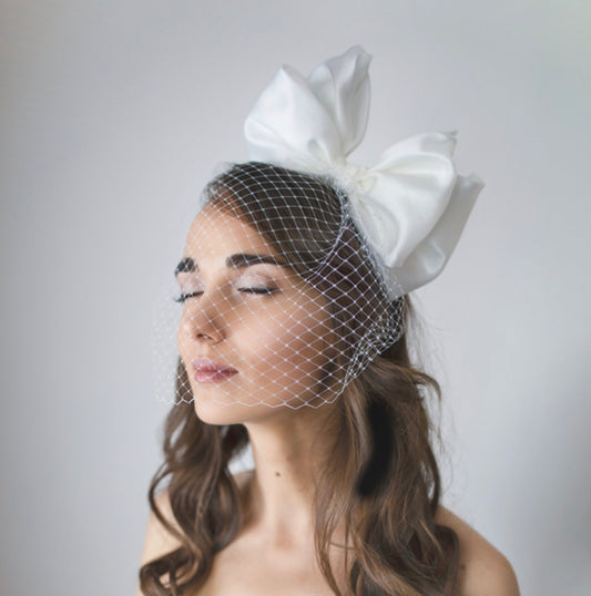 Betty Bow Birdcage